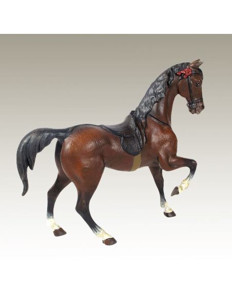 Sculpture en bronze: Cheval de course peint 