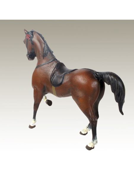 Sculpture en bronze: Cheval de course peint 