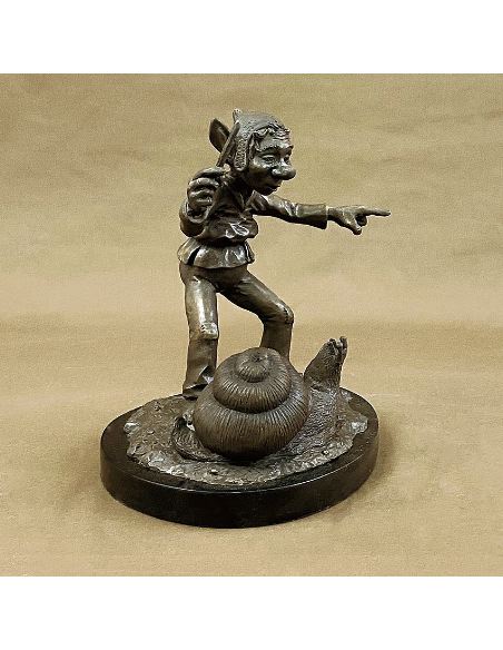 Sculpture en bronze: Lutin 24cm avec escargot sur socle en marbre