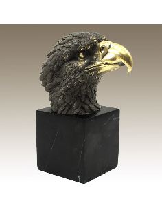 Escultura de Bronce. Cabeza de águila sobre base de marmol