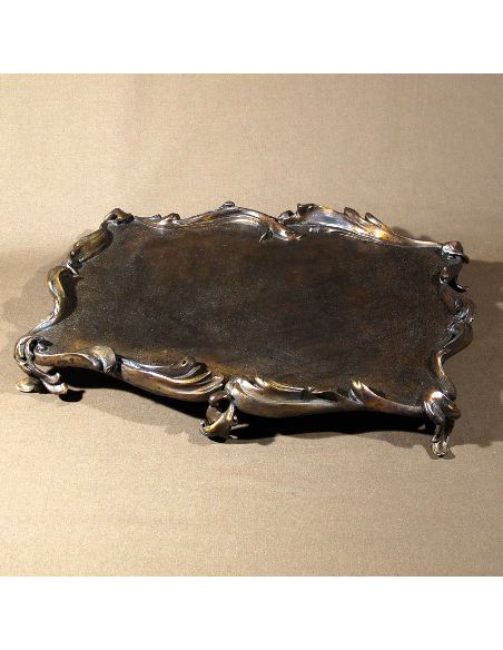 Sculpture en bronze: Plateau rectangulaire 4 pieds 27x35cm