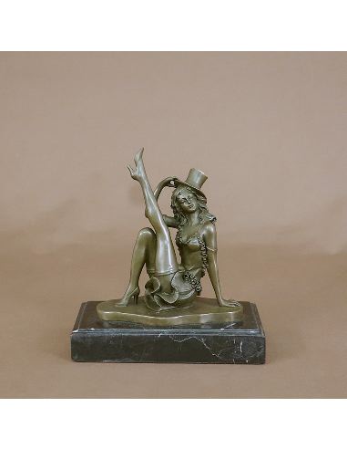 Figura de Bronce. Bailarina de cabaret